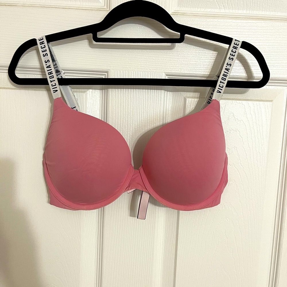 Victoria Secret Push Up TShirt Bra